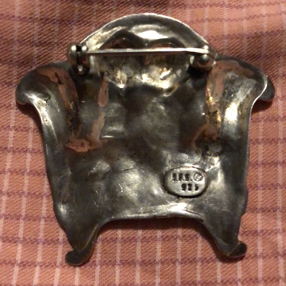 Sterling Silver 3 Dimensional Broochchildren On C… - image 2